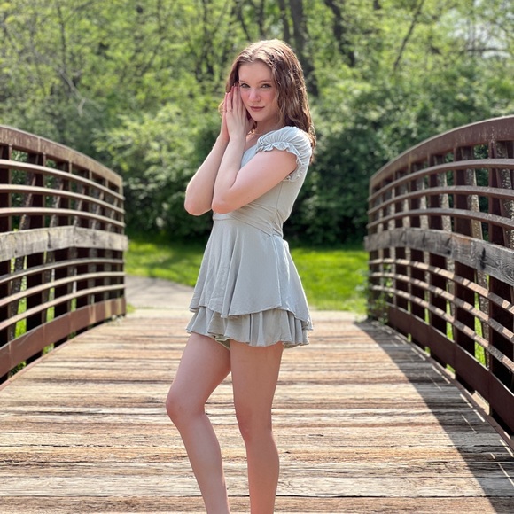 Meet your Posher, Annie - Picture 2 of 2